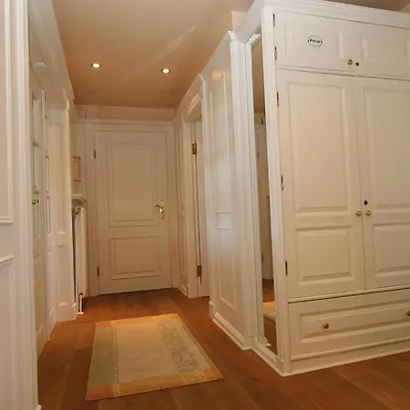 Apartman Ferienwohnung Kostens